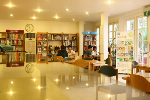 Danh Sách Các Thư Viện Miễn Phí Và Nổi Bật Ở Hà Nội Cho Người Yêu Sách