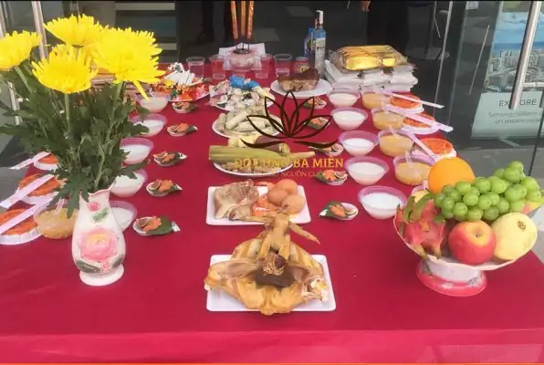 Cách Bố Trí Mâm Cúng Tất Niên Chuẩn Truyền Thống: Hướng Dẫn Chi Tiết Cho Gia Đình Và Doanh Nghiệp