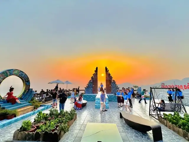 Cách Chụp Ảnh Đẹp Ở Tam Đảo: Gợi Ý Địa Điểm Check-in Và Mẹo Sáng Tạo Cho Du Khách Cách Chụp Ảnh Đẹp Ở Tam Đảo: Gợi Ý Địa Điểm Check-in Và Mẹo Sáng Tạo Cho Du Khách