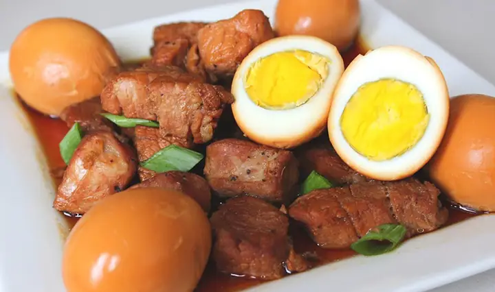 Cách Làm Món Thịt Kho Trứng Vịt Nước Dừa Thơm Ngon, Chuẩn Vị Nam Bộ Cho Gia Đình