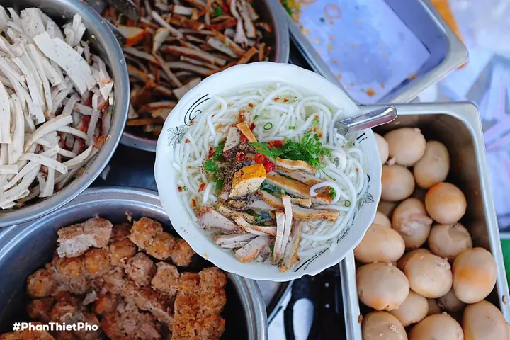 Hướng Dẫn Cách Nấu Bún Chả Cá Phan Thiết Chuẩn Vị Tại Nhà