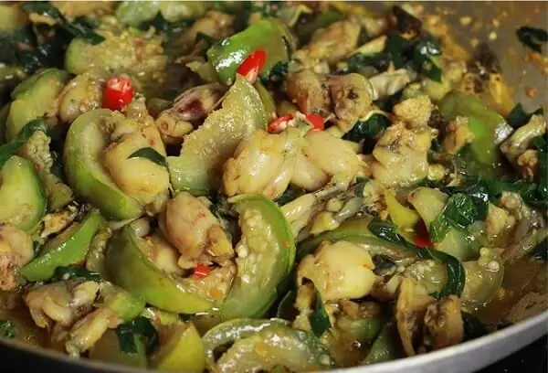 Cách Nấu Ếch Om Cà Đắng Chuẩn Vị Tây Nguyên: Công Thức Chi Tiết Từ A-z