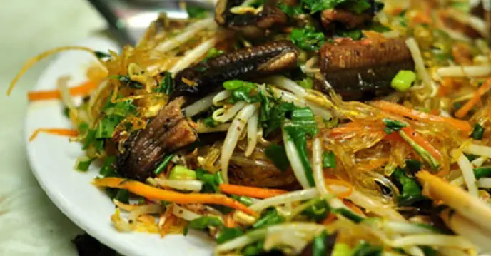 Cách Xào Miến Lươn Ngon Nhất Tại Nhà Cho Người Mới Bắt Đầu