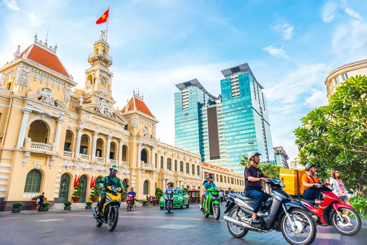 Tham Khảo Cẩm Nang Du Lịch Tp Hcm Từ A-z Cho Du Khách Tự Túc: Địa Điểm, Ẩm Thực Và Lưu Trú Tham Khảo Cẩm Nang Du Lịch Tp Hcm Từ A-z Cho Du Khách Tự Túc: Địa Điểm, Ẩm Thực Và Lưu Trú