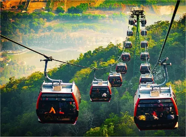 Cáp Treo Núi Bà Đen Được Xây Dựng Năm Nào? – Lịch Sử, Giai Đoạn Mở Rộng Và Những Thông Tin Cần Biết