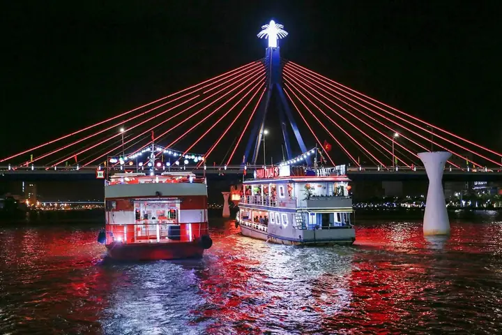 Giải Đáp Thời Gian Quay Cầu Sông Hàn Đà Nẵng: Lịch Trình Cụ Thể Cho Du Khách