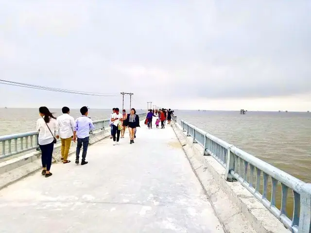 Cầu Vượt Biển Dài 6 Km Tới Cồn Nổi (kim Sơn, Ninh Bình) – Đường Đi, Lịch Sử Và Điểm Tham Quan