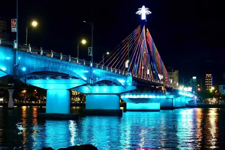 Cập Nhật Lịch Quay Cầu Sông Hàn Đà Nẵng: Cầu Xoay Mấy Giờ Và Vào Những Ngày Nào?