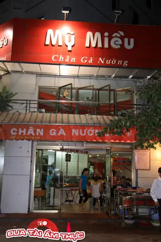 Chân Gà Nướng Phạm Ngọc Thạch: Địa Chỉ, Giờ Mở Cửa, Thực Đơn Và Mẹo Thưởng Thức