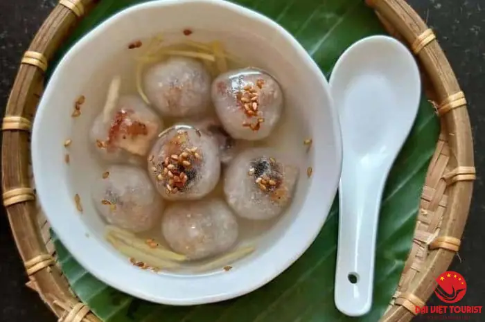 Gợi Ý Các Quán Chè Bột Lọc Heo Quay Ở Huế Chuẩn Vị Cố Đô Cho Thực Khách Muốn Trải Nghiệm Ẩm Thực Địa Phương Gợi Ý Các Quán Chè Bột Lọc Heo Quay Ở Huế Chuẩn Vị Cố Đô Cho Thực Khách Muốn Trải Nghiệm Ẩm Thực Địa Phương