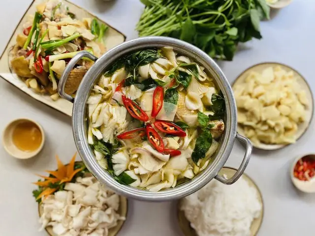 Tìm Chỗ Bán Lá É Tươi Ở Sài Gòn: Địa Chỉ Uy Tín Từ Cửa Hàng, Chợ Và Dịch Vụ Ship Tận Nhà Tìm Chỗ Bán Lá É Tươi Ở Sài Gòn: Địa Chỉ Uy Tín Từ Cửa Hàng, Chợ Và Dịch Vụ Ship Tận Nhà