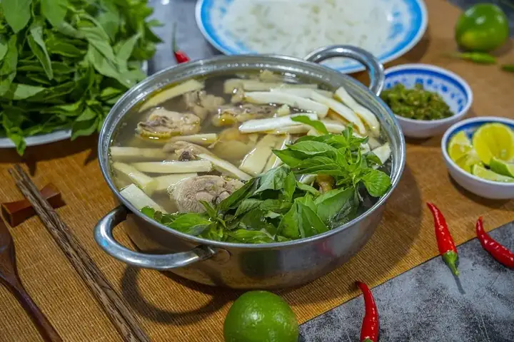 Tìm Chỗ Bán Lá É Tươi Ở Sài Gòn: Địa Chỉ Uy Tín Từ Cửa Hàng, Chợ Và Dịch Vụ Ship Tận Nhà Tìm Chỗ Bán Lá É Tươi Ở Sài Gòn: Địa Chỉ Uy Tín Từ Cửa Hàng, Chợ Và Dịch Vụ Ship Tận Nhà