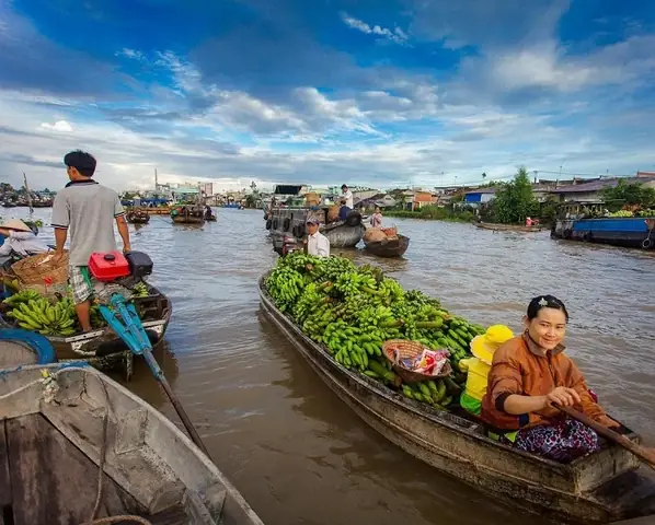 Chợ Nổi Phong Điền Ở Đâu? Địa Chỉ, Giờ Mở Cửa Và Cách Di Chuyển Từ Cần Thơ