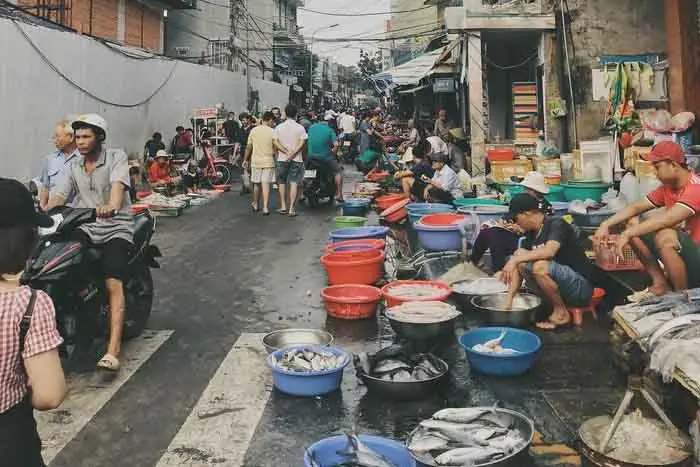 Chợ Xóm Lưới Vũng Tàu Bán Tới Mấy Giờ? Cập Nhật Giờ Họp Chợ Cho Du Khách Mê Hải Sản