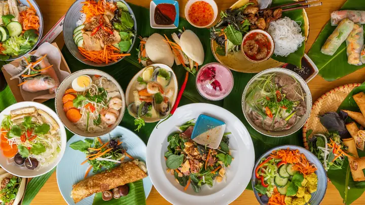 Văn Hóa Ẩm Thực Việt Nam: Đặc Trưng, Vùng Miền Và Lợi Ích Sức Khỏe
