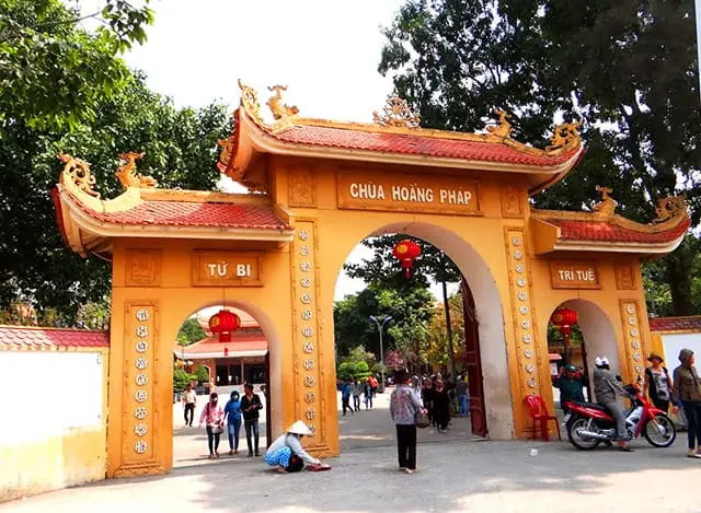 Tìm Hiểu Chùa Hoằng Pháp Tp.hcm Tại Tân Hiệp, Hóc Môn: Địa Chỉ, Trụ Trì, Thờ Tự Và Giờ Mở Cửa