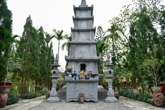 Các Ngôi Chùa Nổi Bật Trên Đường Phạm Văn Đồng: Địa Chỉ, Giờ Mở Cửa Và Thông Tin Cần Biết Các Ngôi Chùa Nổi Bật Trên Đường Phạm Văn Đồng: Địa Chỉ, Giờ Mở Cửa Và Thông Tin Cần Biết