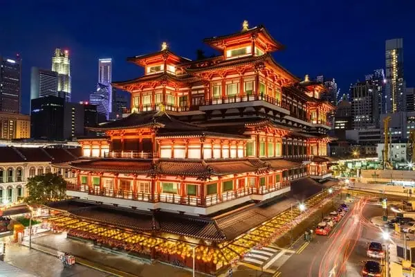 Khám Phá Chùa Xá Lợi Răng Phật Singapore – Điểm Tâm Linh Giữa Lòng Chinatown