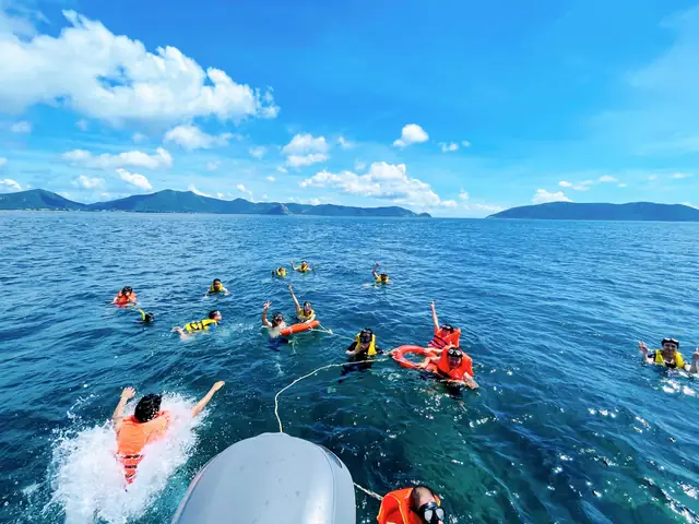Khám Phá Côn Đảo Sóc Trăng Có Gì Chơi: Trọn Bộ Địa Điểm Vui Chơi Từ Trần Đề Đến Đảo Ngọc