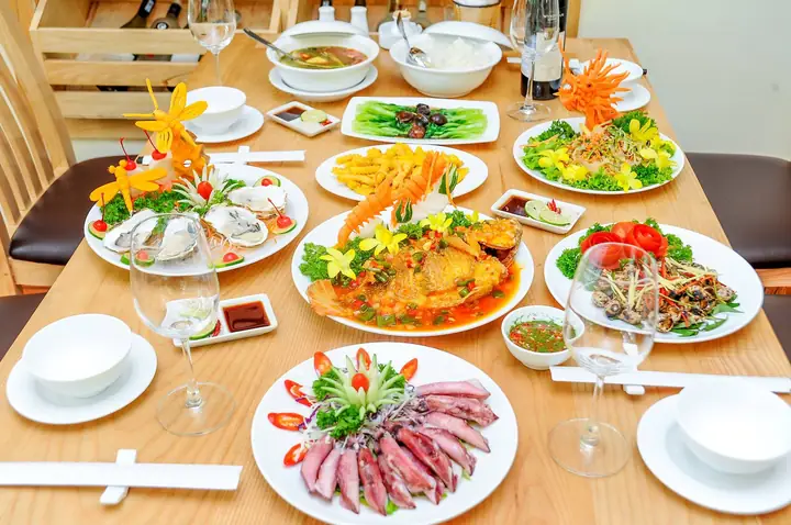 Tìm Hiểu Slogan “con Gì Bơi Chúng Tôi Đều Có” Của Thế Giới Hải Sản – Hệ Thống Hải Sản Tươi Sống Cho Thực Khách