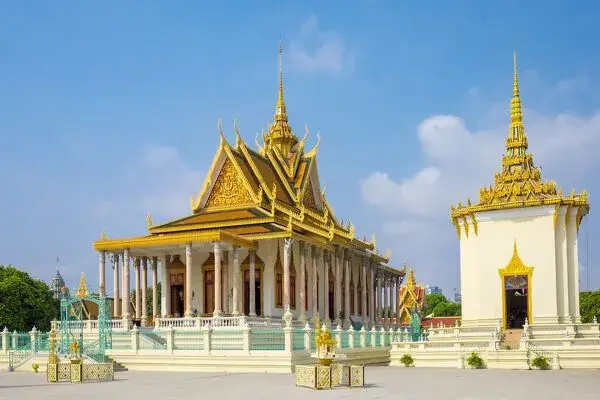 Khám Phá Các Công Trình Kiến Trúc Tiêu Biểu Của Campuchia Dành Cho Người Yêu Du Lịch Và Văn Hóa