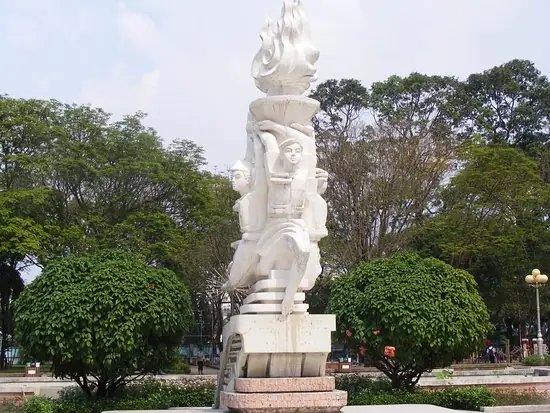 Khám Phá Công Viên Lê Văn Tám Thành Phố Hồ Chí Minh: Vị Trí, Diện Tích Và Lịch Sử Hình Thành