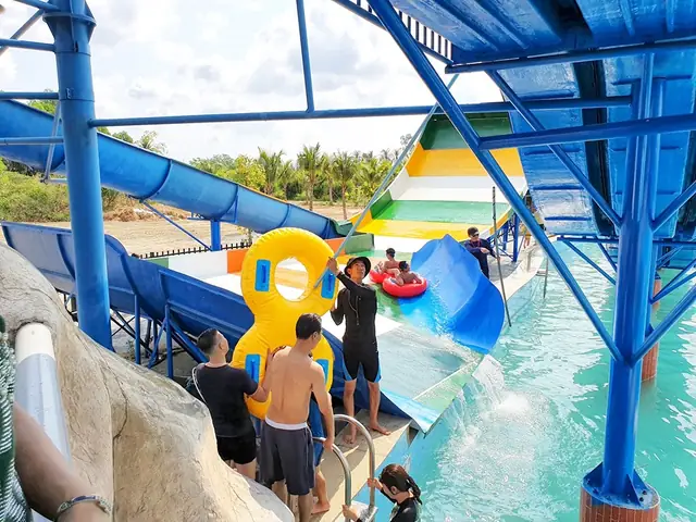 Công Viên Nước Ngọc Hoa Trang – Hướng Dẫn Chi Tiết Địa Chỉ, Giờ Mở Cửa, Các Trò Chơi Và Cách Đến