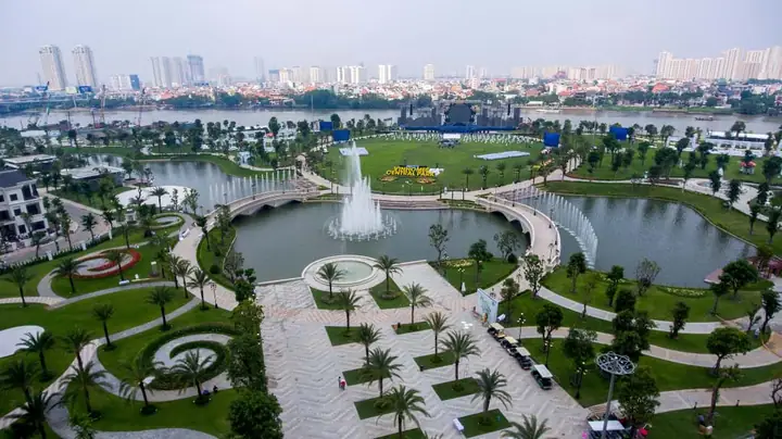 Giải Đáp Công Viên Vinhomes Central Park Rộng Bao Nhiêu Cho Cư Dân Sài Gòn Và Khuôn Viên Xanh Bên Sông