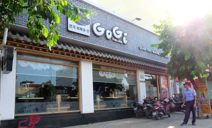 Tổng Hợp Cửa Hàng Thịt Bò Đinh Tiên Hoàng: Địa Chỉ Mua Bò Tơ Và Thưởng Thức Bò Né