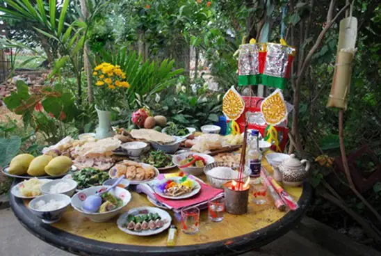 Cúng Tất Niên Để Làm Gì: Ý Nghĩa Phong Tục Và Giá Trị Đoàn Viên Gia Đình Cúng Tất Niên Để Làm Gì: Ý Nghĩa Phong Tục Và Giá Trị Đoàn Viên Gia Đình