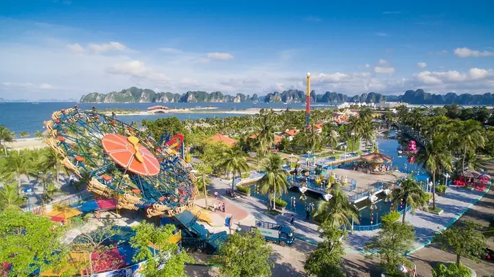 Khám Phá Đảo Tuần Châu Có Gì Chơi Cho Chuyến Đi Hạ Long