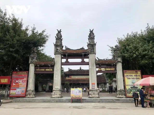 Đền Trần Thái Bình Thờ Ai: Giải Đáp Chi Tiết Về Các Hạng Mục Thờ Tự Tại Khu Di Tích