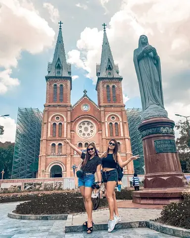 Gợi Ý Đi Đâu Sài Gòn 1 Ngày: Lịch Trình Vui Chơi Từ Sáng Đến Tối Cho Du Khách