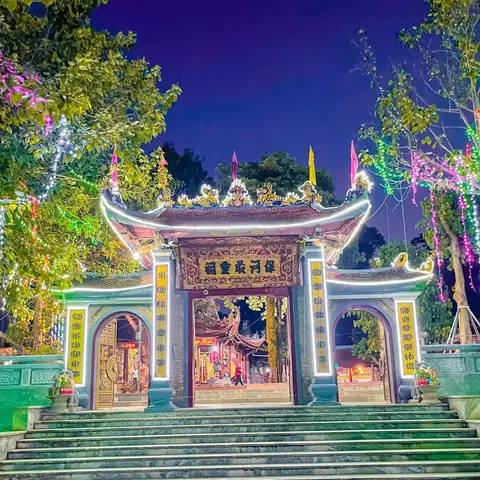 Chuẩn Bị Gì Khi Đi Đền Cầu Muối: Lễ Vật Và Cách Hành Lễ Đúng Tâm Linh
