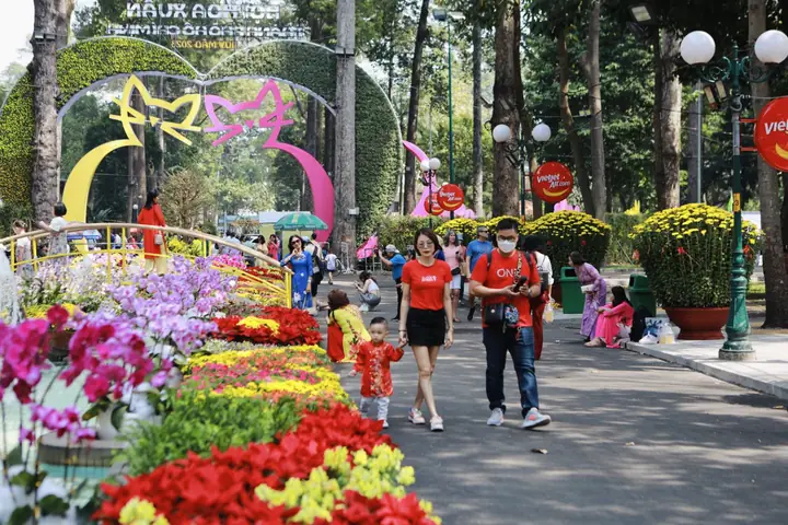 Gợi Ý Tour Và Địa Điểm Du Lịch Tết Nguyên Đán Trong Nước Cho Gia Đình Đón Xuân