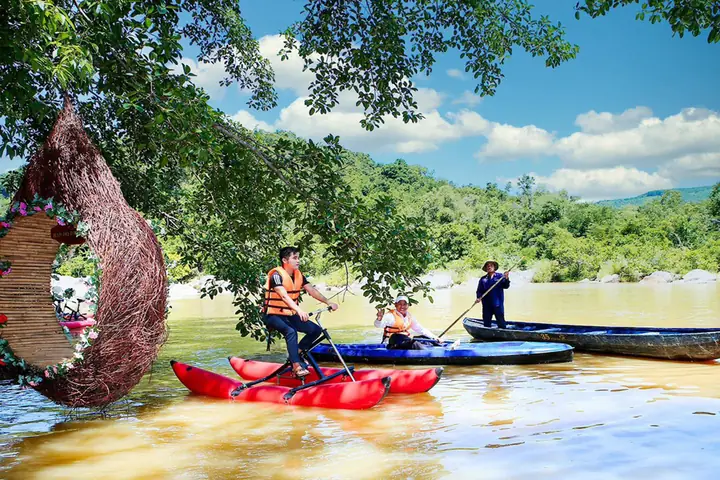 Hướng Dẫn Du Lịch Hầm Hô Tây Sơn: Lịch Trình Chi Tiết, Giá Vé, Hoạt Động & Mẹo Chuẩn Bị
