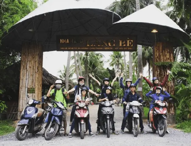 Khám Phá Khu Du Lịch Làng Bè Bến Tre: Địa Điểm, Giá Vé Và Trải Nghiệm Cho Người Đi Từ Tp.hcm