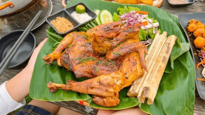 Khám Phá Các Quán Gà Nướng Cơm Lam Buôn Ma Thuột Siêu Ngon Dành Cho Thực Khách Khám Phá Các Quán Gà Nướng Cơm Lam Buôn Ma Thuột Siêu Ngon Dành Cho Thực Khách