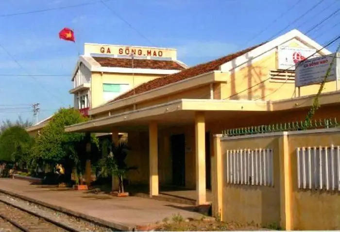 So Sánh Ga Phan Thiết Và Ga Bình Thuận: Nên Xuống Ga Nào Khi Đi Mũi Né Từ Sài Gòn?