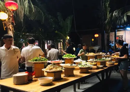 Giá Buffet Tại Làng Lụa Hội An 2026: Mức Phí, Món Ăn Và Cách Đặt Chỗ