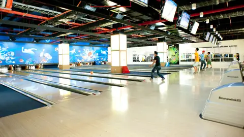 Giá Chơi Bowling Tại Dream Games – Aeon Mall Long Biên: Bảng Giá Cập Nhật & Hướng Dẫn Đặt Sân