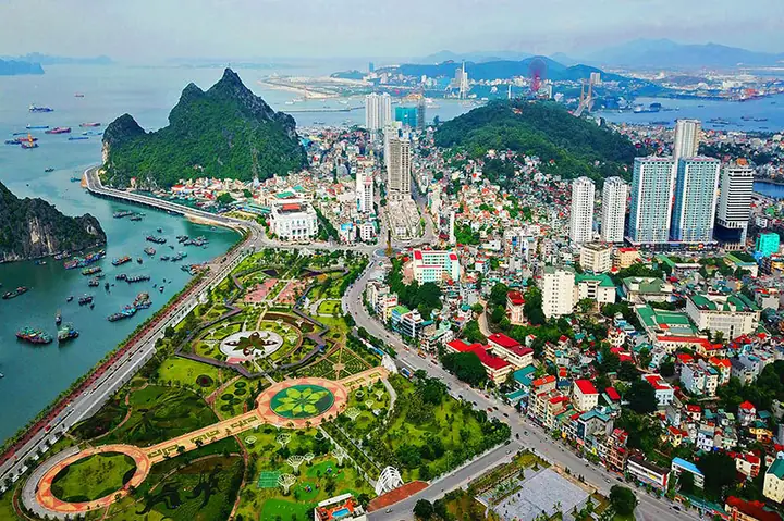 Giới Thiệu Về Quảng Trị Bằng Tiếng Anh: Cách Viết Đoạn Văn Miêu Tả Tỉnh Quảng Trị Cho Học Sinh