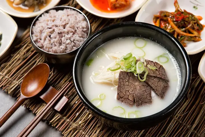 Khám Phá Các Món Ngon Đặc Trưng Của Hàn Quốc Dành Cho Người Sắp Đi Du Lịch