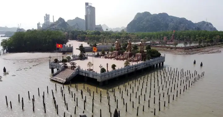 Hình Ảnh Bãi Cọc Bạch Đằng: Khám Phá Chứng Tích Lịch Sử Qua Các Bãi Cọc Thực Tế