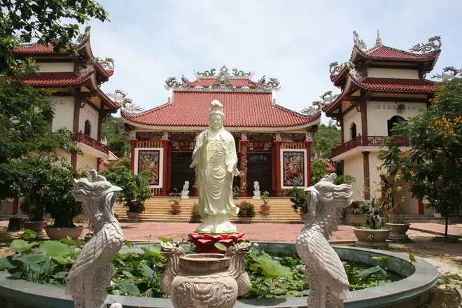 Chiêm Ngưỡng Hình Ảnh Chùa Ông Núi Bình Định Và Kiến Trúc Tượng Phật Khổng Lồ Chiêm Ngưỡng Hình Ảnh Chùa Ông Núi Bình Định Và Kiến Trúc Tượng Phật Khổng Lồ