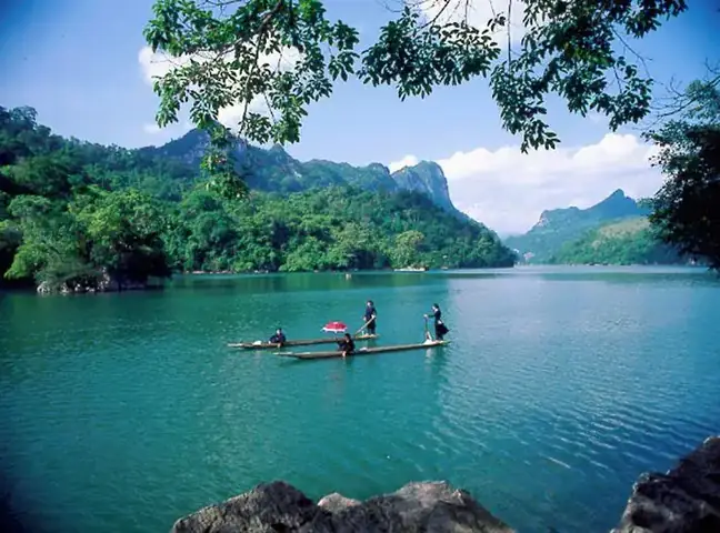 Hồ Ba Bể Nằm Ở Đâu: Vị Trí Chính Xác Và Thông Tin Địa Lý Cho Người Lên Kế Hoạch Du Lịch