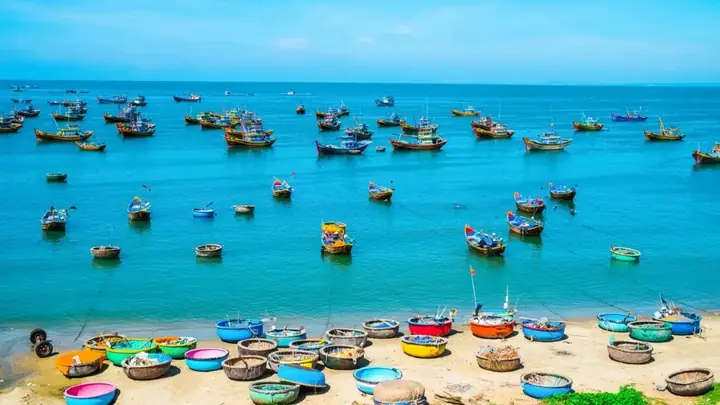 Hướng Dẫn Chi Tiết Di Chuyển Từ Hồ Chí Minh Tới Mũi Né: Thời Gian, Khoảng Cách, Phương Tiện & Giá Vé