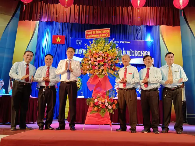 Khám Phá Hội Quán Sùng Chính Quận 5: Địa Chỉ, Đặc Điểm Và Kinh Nghiệm Tham Quan