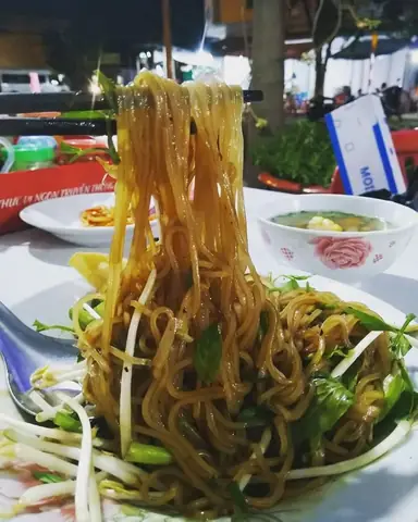 Review Hủ Tiếu Cô Liên Sa Đéc – Quán Hủ Tiếu Sa Đéc Đậm Vị Nước Dùng Tự Nhiên