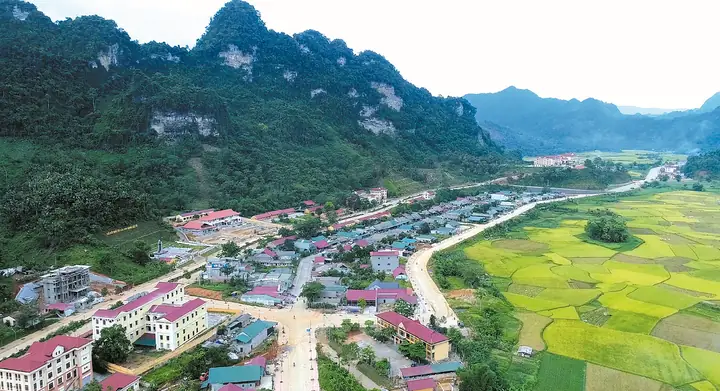 Tổng Quan Huyện Lâm Bình Tỉnh Tuyên Quang: Vị Trí, Đơn Vị Hành Chính Và Du Lịch Vùng Cao